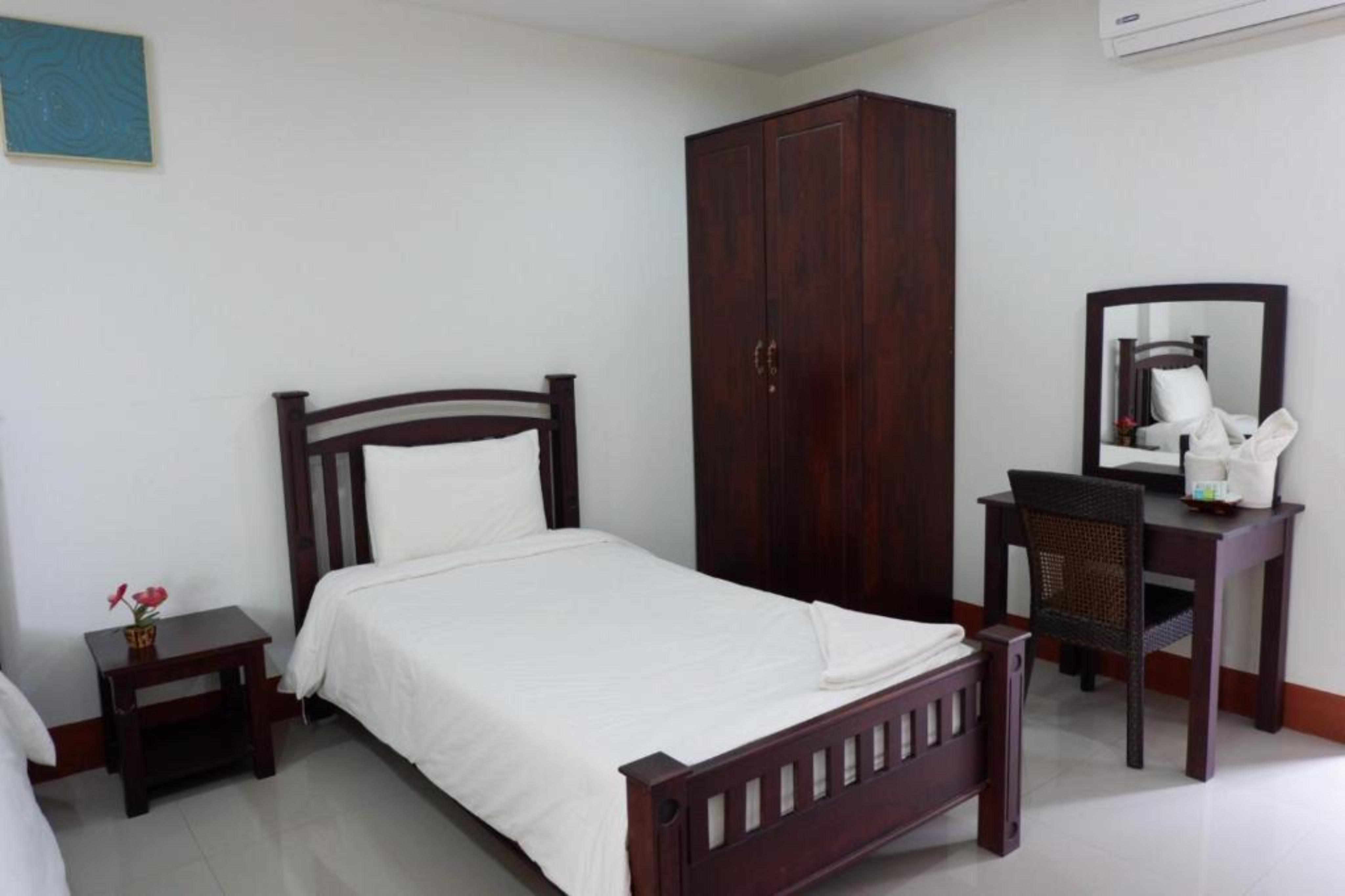 Na Chaidej Hotel Surat Thani Extérieur photo
